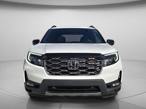 Certified 2023 Honda Passport TrailSport image 5