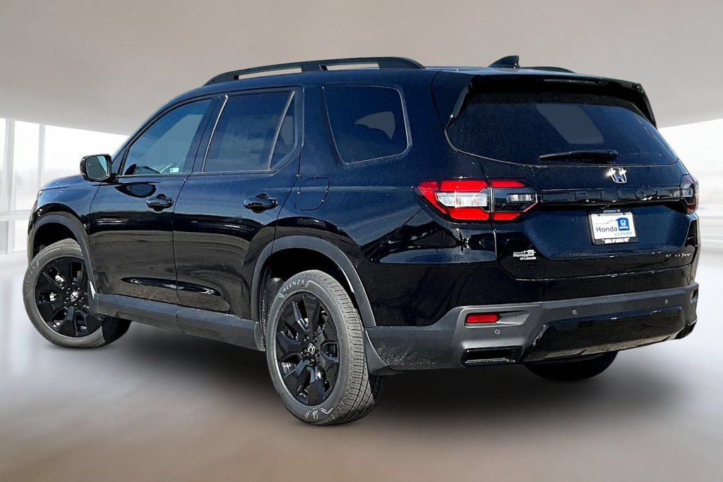New 2026 Honda Pilot Black Edition image 3