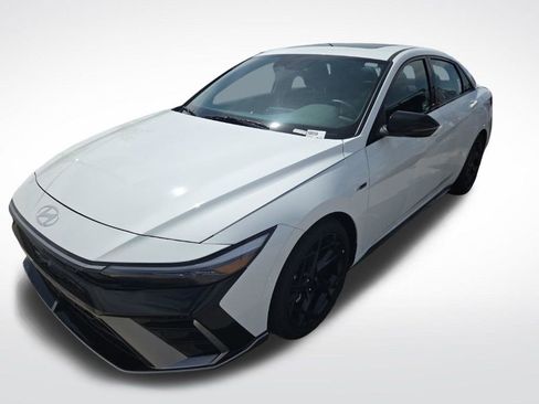 Used 2025 Hyundai Elantra N Line FWD image 3
