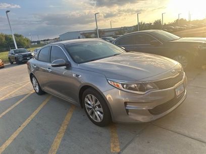 Used 2017 Kia Optima LX w/ Option Group 014
