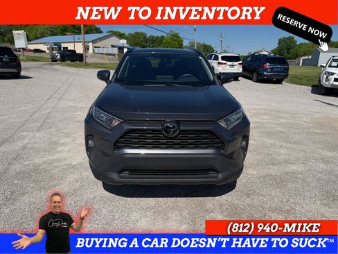 Used 2021 Toyota RAV4 XLE AWD/4WD image 12