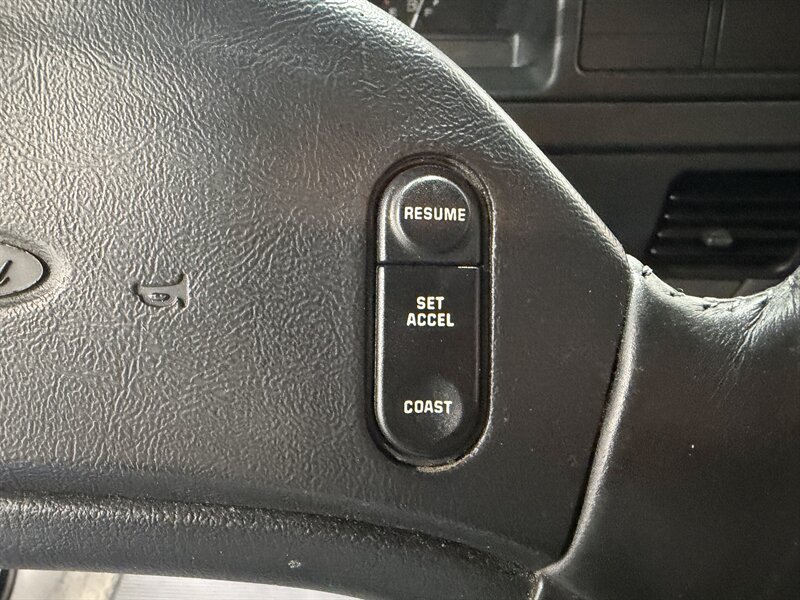 Used 1997 Ford F350 4x4 Crew Cab image 11
