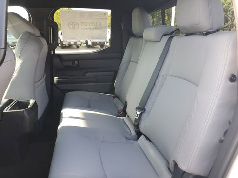Used 2025 Toyota Tacoma SR5 image 11