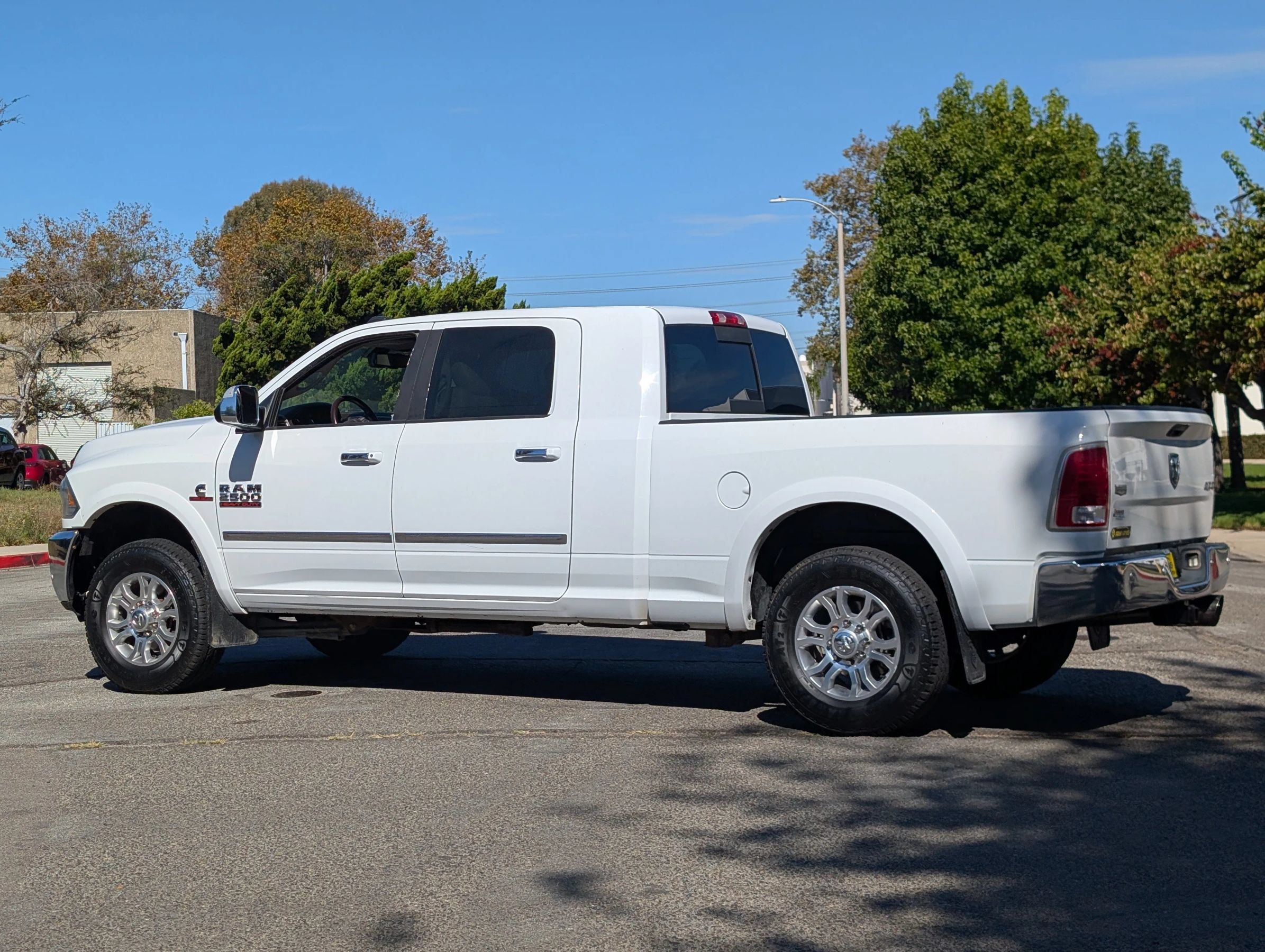 Used 2016 RAM 2500 Laramie AWD/4WD image 5