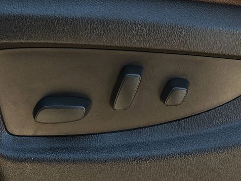 Used 2015 Chevrolet Silverado 2500 High Country w/ Duramax Plus Package image 37