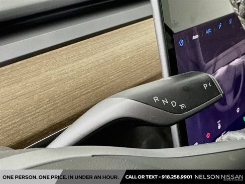 Used 2023 Tesla Model Y Performance AWD/4WD image 16