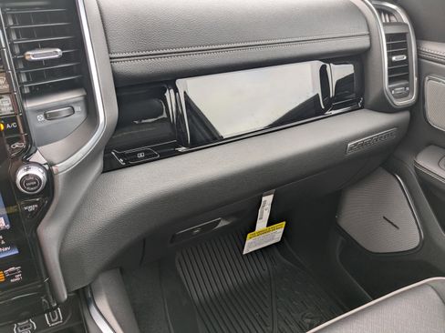 Used 2026 RAM 1500 Laramie w/ Night Edition image 33