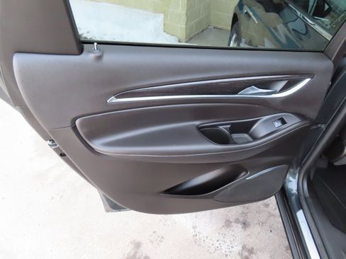 Certified 2019 Buick Enclave Avenir w/ Avenir Technology Package image 31