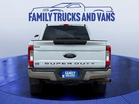 Used 2019 Ford F250 XL w/ Power Equipment Group image 4