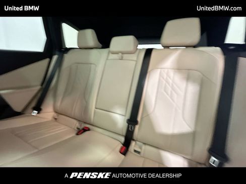 Used 2025 BMW X3 xDrive30i w/ M Sport Package AWD/4WD image 21