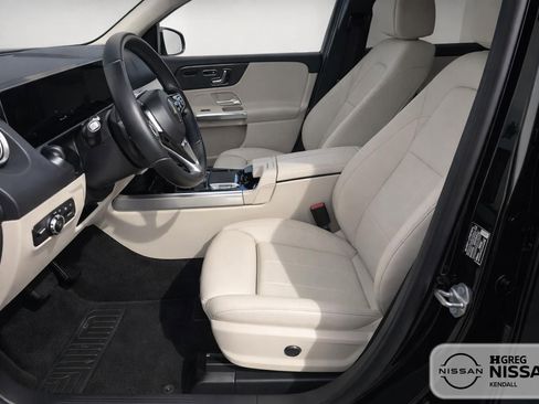 Used 2020 Mercedes-Benz GLB 250 image 9