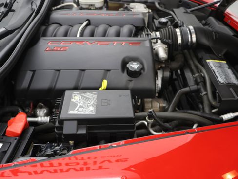 Used 2006 Chevrolet Corvette Convertible w/ Preferred Equipment Group RWD image 17