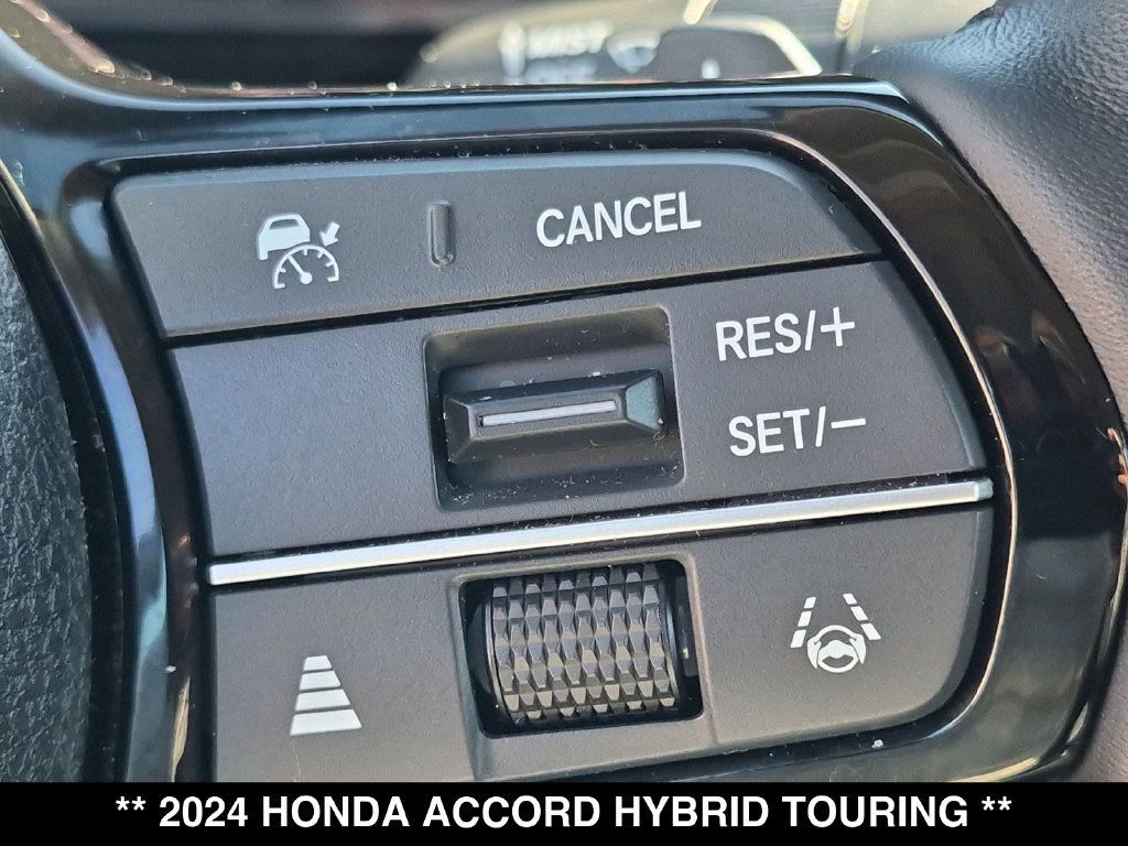 Used 2024 Honda Accord Touring image 8