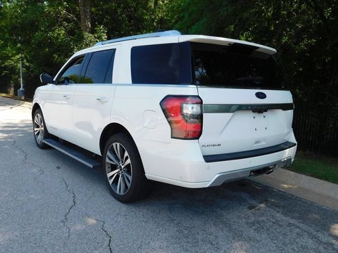 Used 2020 Ford Expedition Platinum AWD/4WD image 3