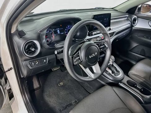 Used 2023 Kia Forte LXS w/ LXS Technology Package FWD image 15