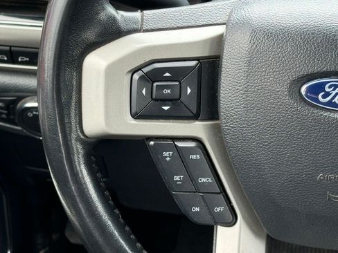 Used 2022 Ford F250 Lariat w/ Lariat Value Package AWD/4WD image 33