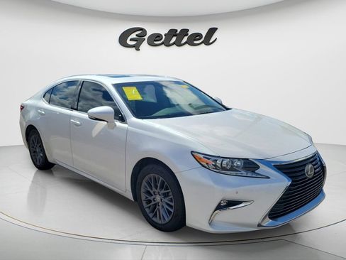Used 2018 Lexus ES 350 w/ Premier Package FWD image 3