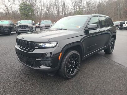 Used 2024 Jeep Grand Cherokee Altitude