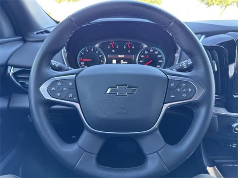 Used 2023 Chevrolet Traverse RS image 15