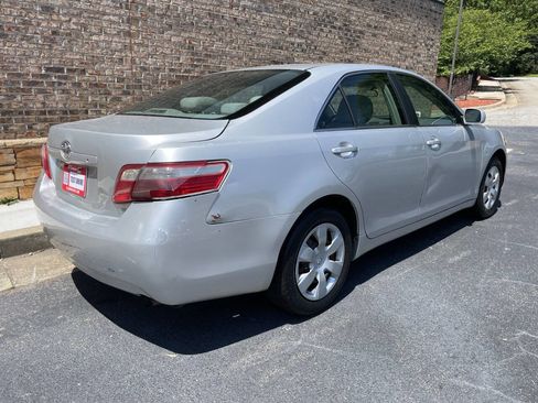 Used 2009 Toyota Camry LE image 16