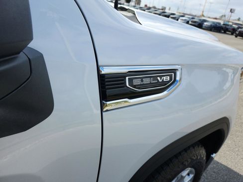 Certified 2022 GMC Sierra 1500 SLT w/ SLT Premium Plus Package image 9