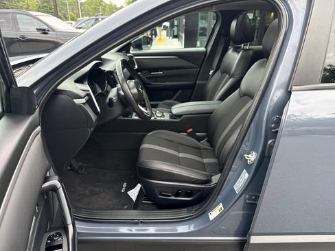 Used 2025 MAZDA CX-50 AWD 2.5 S w/ Premium Package image 22