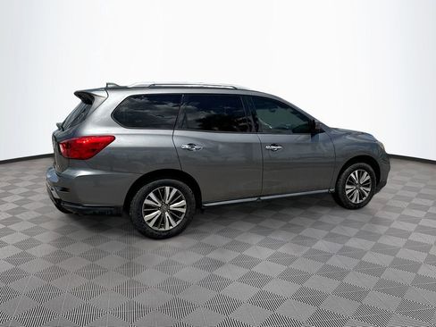 Used 2019 Nissan Pathfinder SL FWD image 5