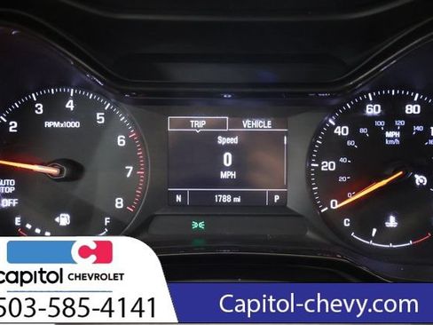 Used 2025 Chevrolet Trax LS FWD image 18