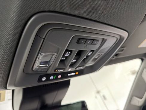 New 2026 GMC Sierra 1500 Elevation w/ Elevation Premium Package image 32