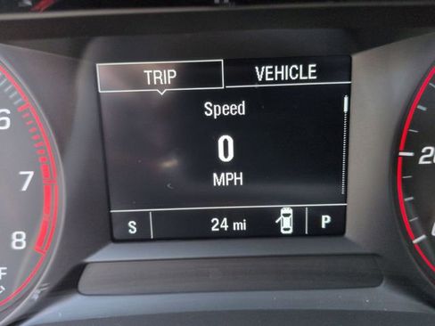 New 2026 Chevrolet Trax RS w/ Sunroof Package image 13