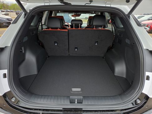 New 2026 Kia Sportage SX FWD image 8