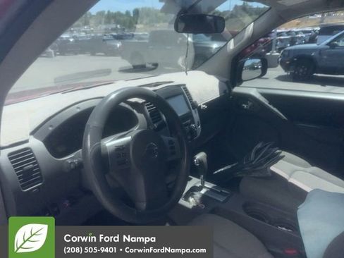 Used 2019 Nissan Frontier SV AWD/4WD image 12