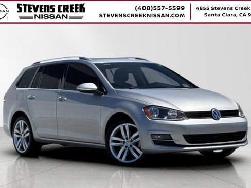 Used 2017 Volkswagen Golf SEL FWD image 1