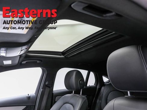 Used 2023 Mercedes-Benz GLC 300 4MATIC Coupe image 37