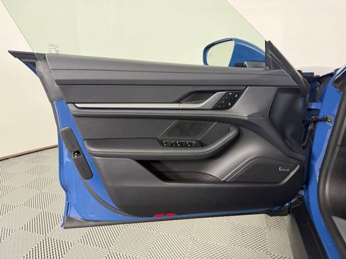 New 2026 Porsche Taycan image 20