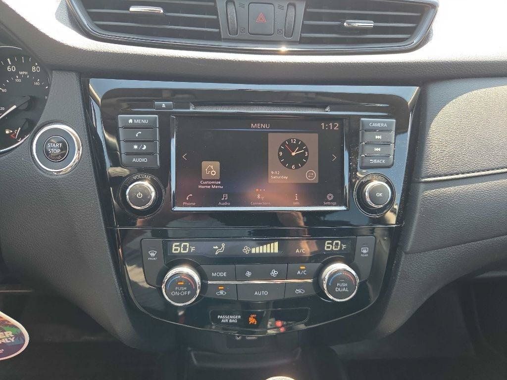 Used 2018 Nissan Rogue SV FWD image 12