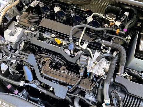 Used 2024 Toyota Corolla SE image 28