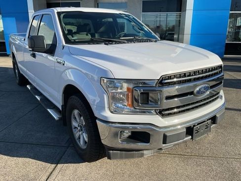 Used 2018 Ford F150 XLT image 2