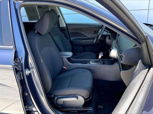 Used 2025 Hyundai Kona SEL AWD/4WD image 7