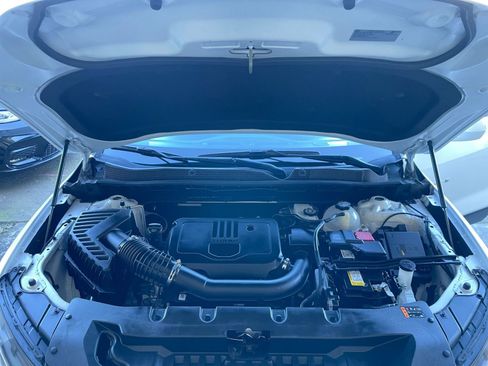 Used 2025 Chevrolet Blazer LT image 33