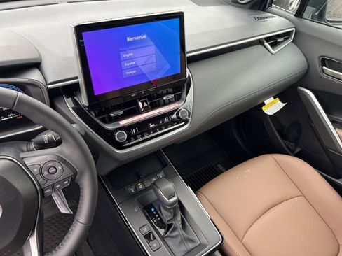 New 2026 Toyota Corolla Cross XLE image 30