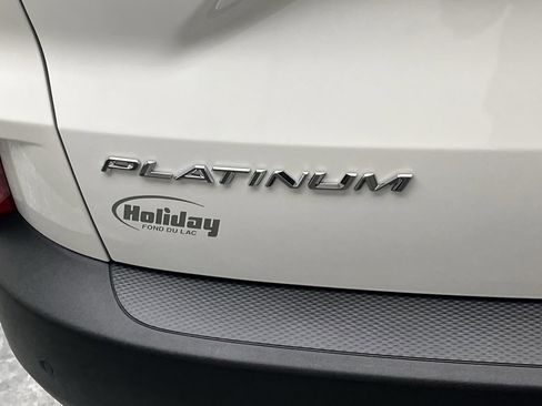 Certified 2024 Ford Escape Platinum w/ Premium Technology Package image 33