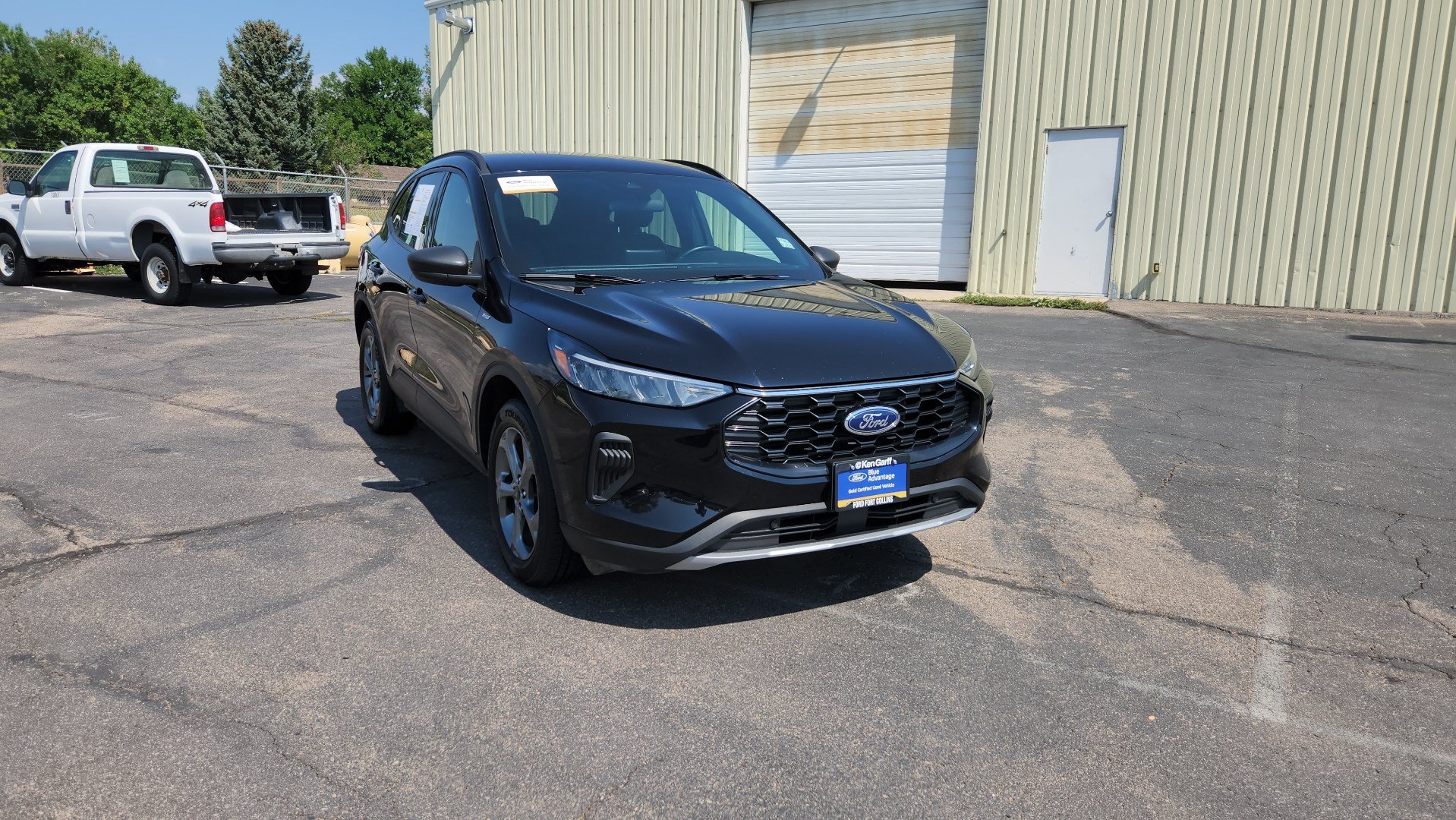 Used 2025 Ford Escape ST-Line AWD/4WD image 14
