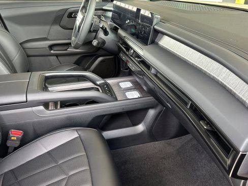New 2027 Kia Telluride SX Prestige X-Line AWD/4WD image 17