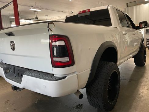 Used 2016 RAM 1500 Laramie w/ Convenience Group AWD/4WD image 6