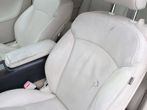 Used 2010 Lexus IS 350C RWD image 5