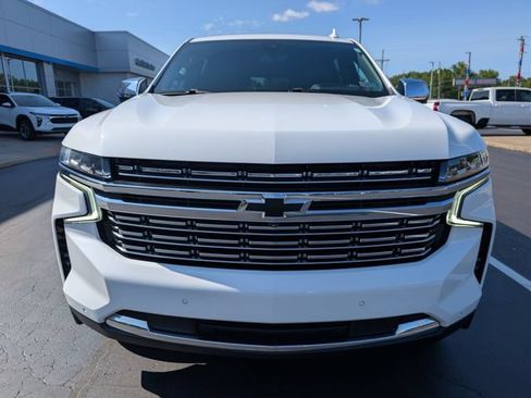 Used 2021 Chevrolet Suburban Premier w/ Premium Package AWD/4WD image 8