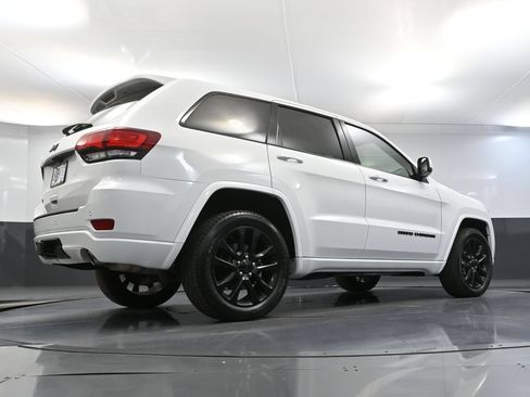 Used 2021 Jeep Grand Cherokee Laredo X AWD/4WD image 55