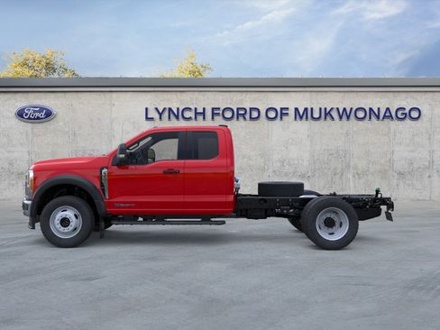 New 2026 Ford F550 4x4 SuperCab Super Duty image 3