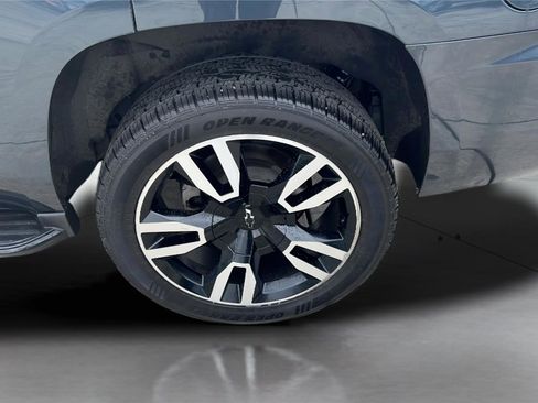 Used 2020 Chevrolet Tahoe Premier AWD/4WD image 25